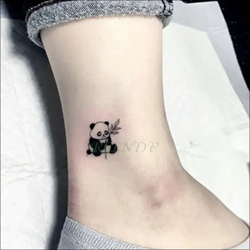 Tatouage Panda Classique